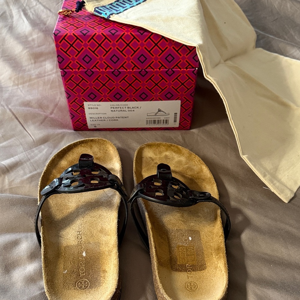 Tory Burch Black and Tan Sandals with original box & bag - Picture 5 of 5